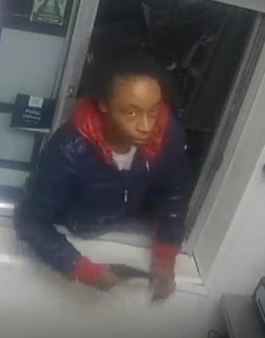 Clienta dispara contra trabajadores de Burger King