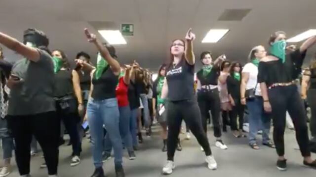 Se convocó a realizar el acto este 6 de diciembre a las 18:00 horas