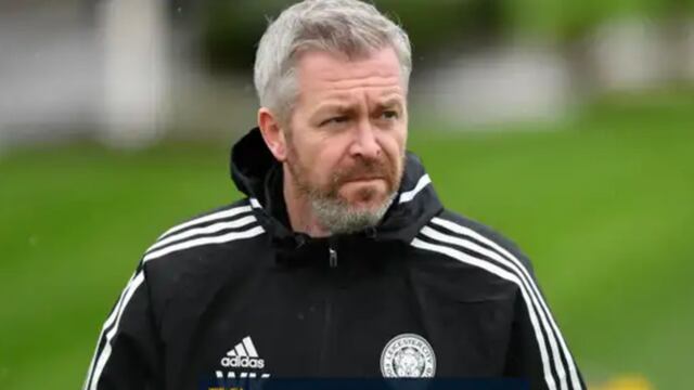 Corren a entrenador por haber tenido una relación con una jugadora