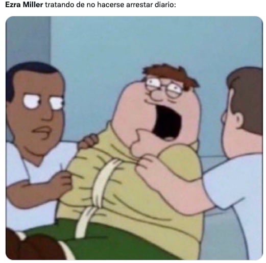 Memes de Ezra Miller y su segundo arresto