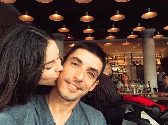 Zuria Vega y Alberto Guerra