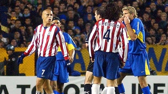 ‘Bofo’ Bautista en juego ante Boca Juniors en 2005.
