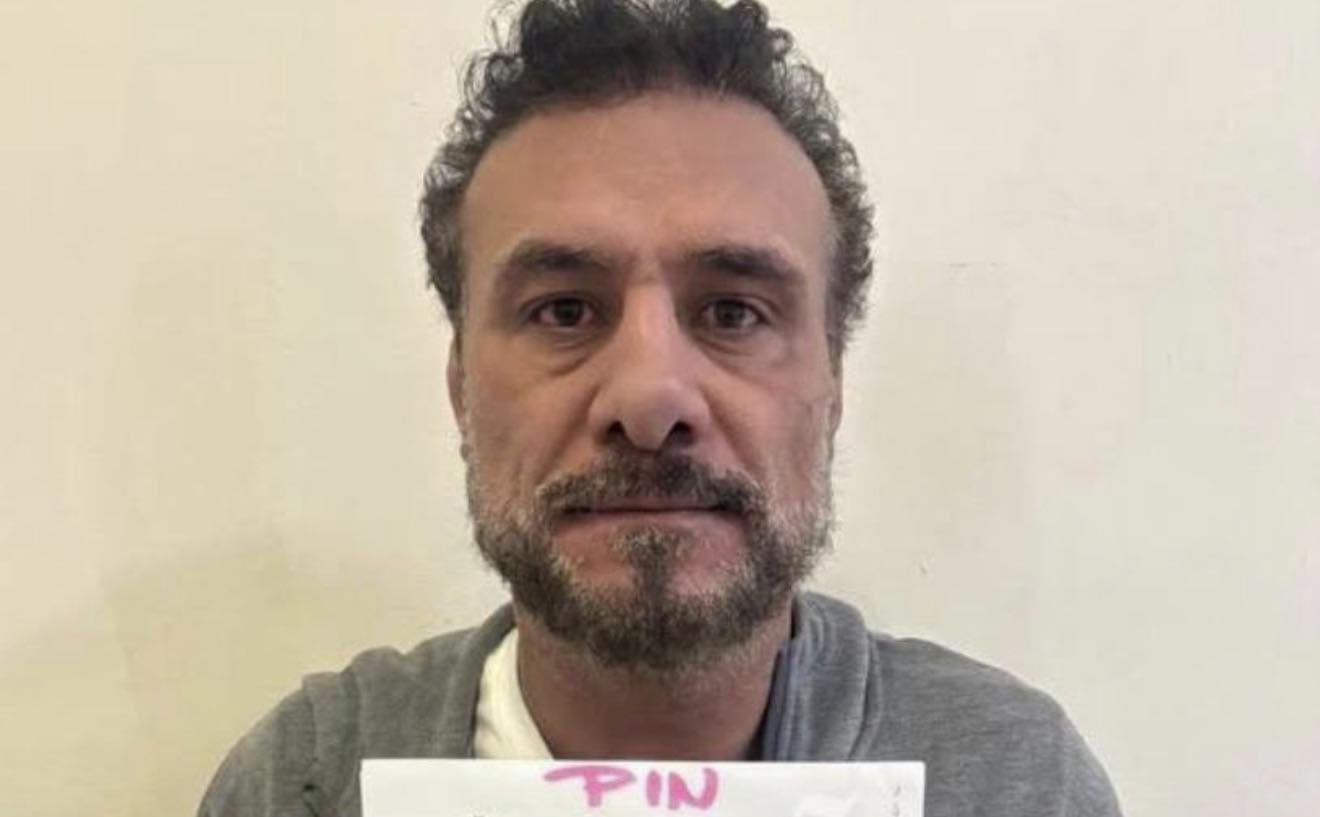 Alberto del Río queda libre: pagará un millón de pesos