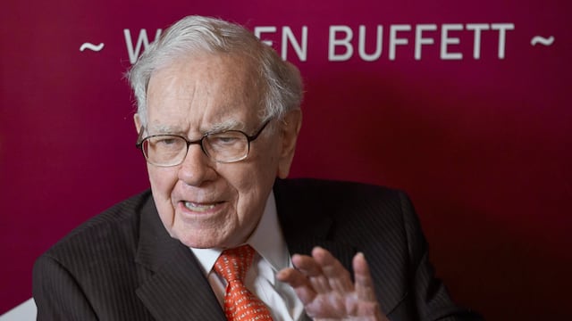 Warren Bufet dijo confiar en los nuevos directorios que deja al frente de Berkshire Hathaway, entre ellos su hijo Howard