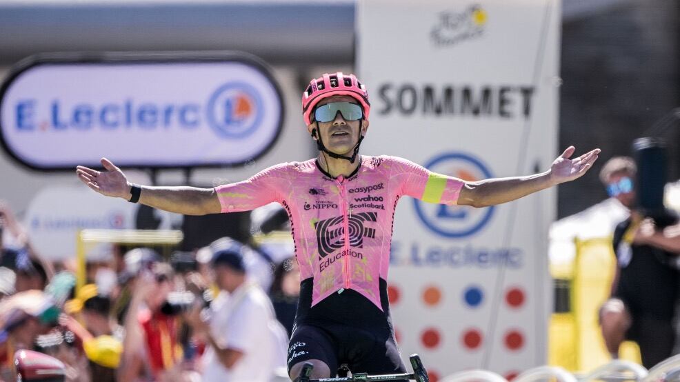 Richard Carapaz se impone en la decimoséptima etapa del Tour de Francia