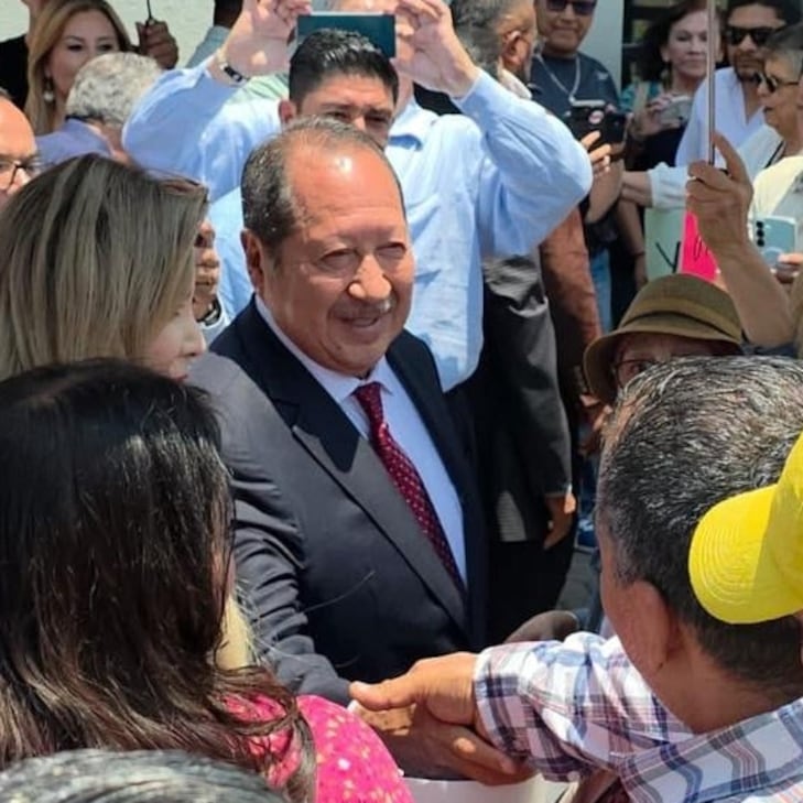 Leonel Godoy niega relación con caso Carlos Manzo tras declarar ante la fiscalía