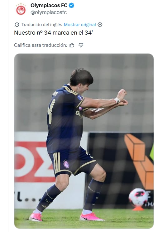 Festejo de Hormiga González con el Olympiacos