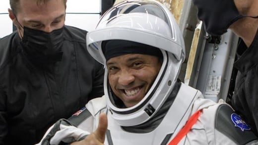 ¿Quién es Victor Glover? Astronauta y piloto de la misión Artemis II
