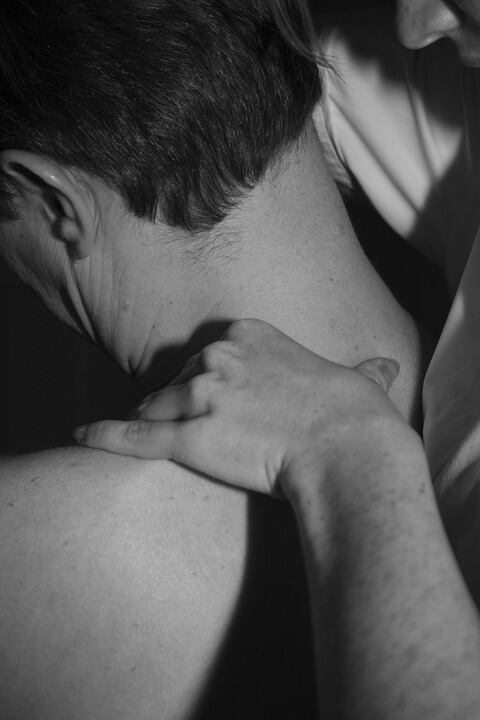Masaje en el cuello