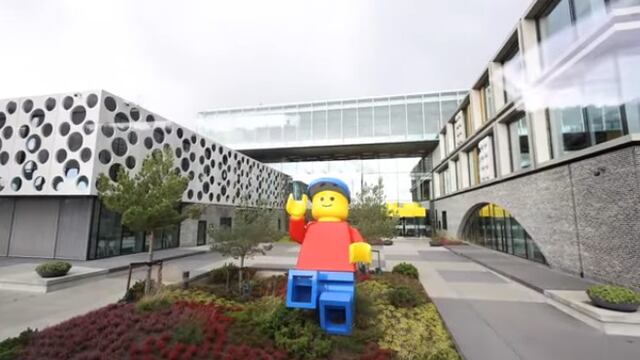 LEGO Inside Tour