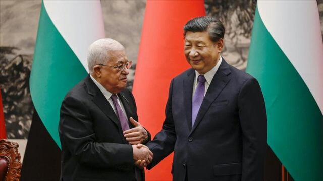El presidente de Palestina, Mahmoud Abbas, y el presidente de China, Xi Jinping