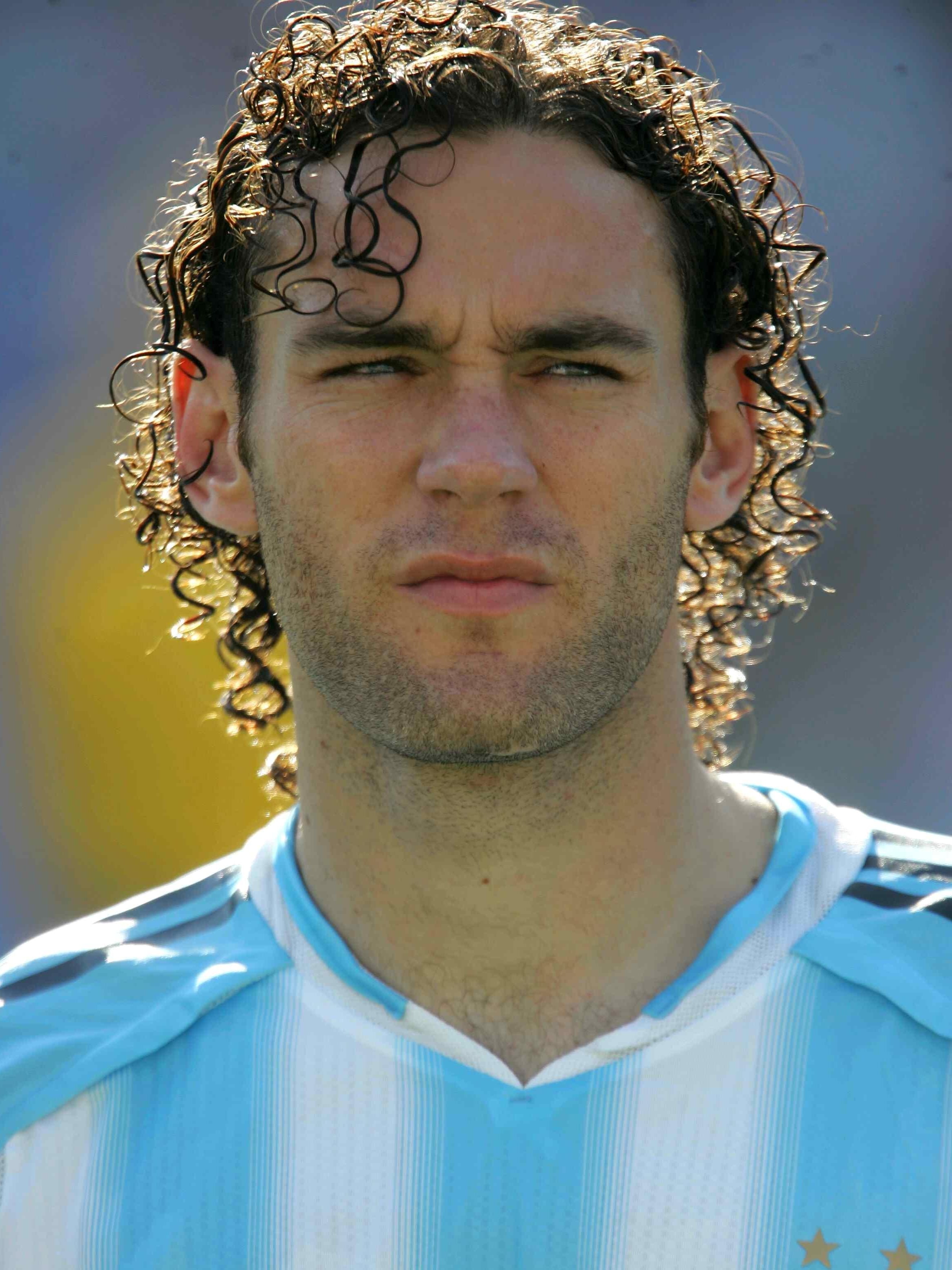 ¿Quién es Gabriel Milito? El argentino que jugó en el FC Barcelona que ahora dirigirá a las Chivas