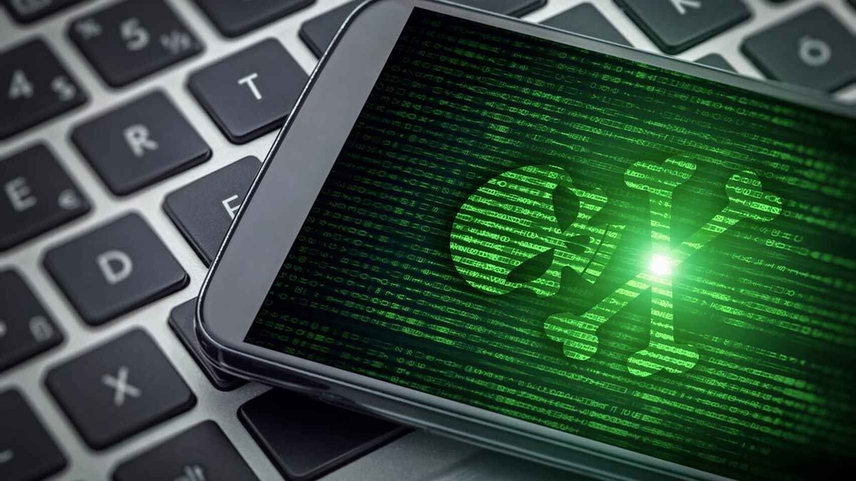 Celular Android infectado por malware