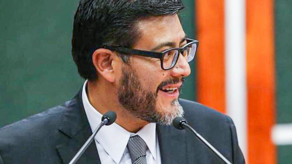 Acusan al magistrado Rodríguez Mondragón de relación con Calderón y Zavala