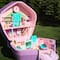 Airbnb de Polly Pocket: Precio y dónde está el clásico estuche que puedes rentar para vivir