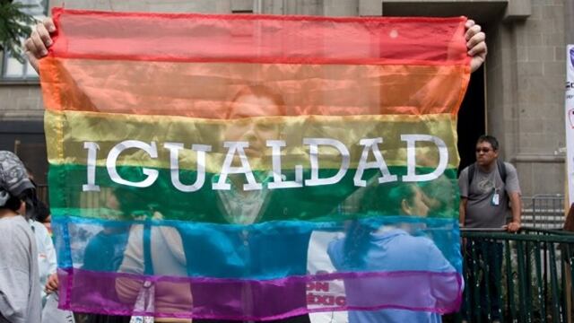 "Igualdad" entre parejas heterosexuales y homosexuales