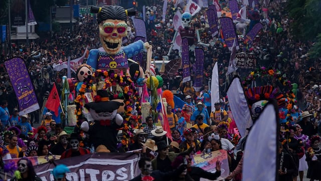 desfile de Día de Muertos