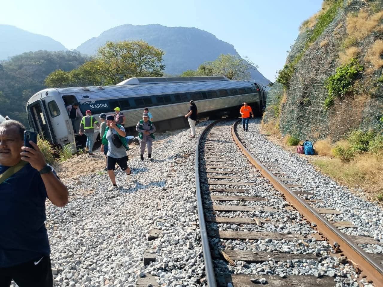 Tren Interoceánico se descarrila en Oaxaca con 241 pasajeros