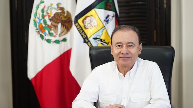 Alfonso Durazo Montaño supervisa el despliegue de elementos de emergencia ante la llegada del ciclón Raymond