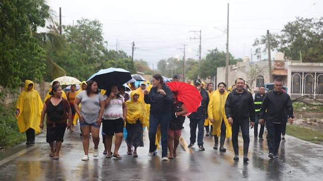 Cecilia Patrón Laviada informó que el Ayuntamiento redobla esfuerzos y mantiene una atención permanente en toda la ciudad mediante acciones preventivas, operativos de limpieza, infraestructura hidráulica y apoyo directo a las familias afectadas.