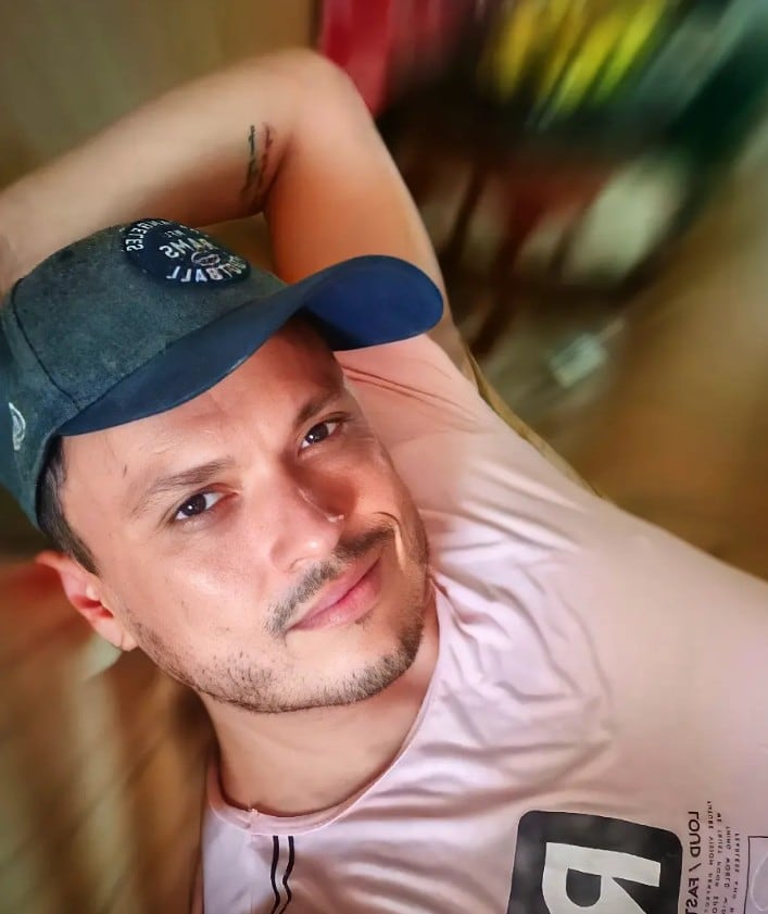 Héctor Zamorano, exparticipante de la primera generación de La Academia