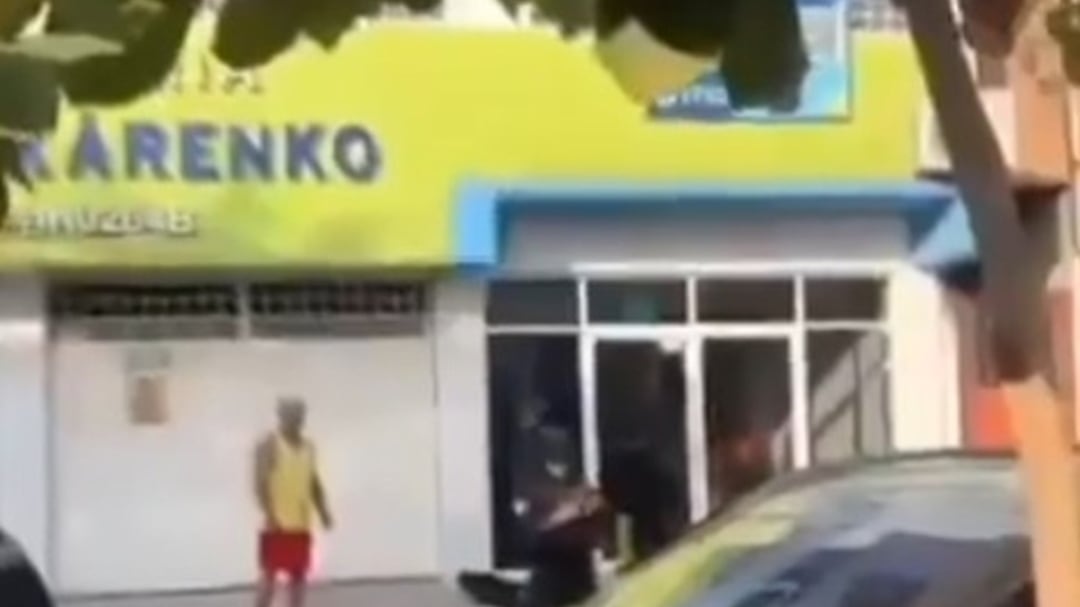 Balacera en preparatoria de Lázaro Cárdenas deja dos maestras muertas