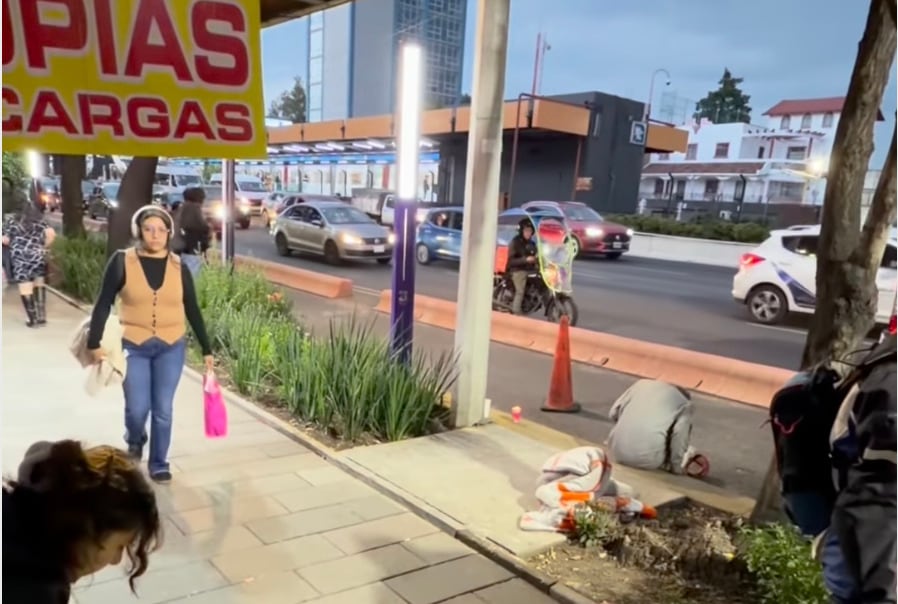 “El Güerito” murió cerca del Metro Villa de Cortés; permaneció más de cinco horas en el lugar