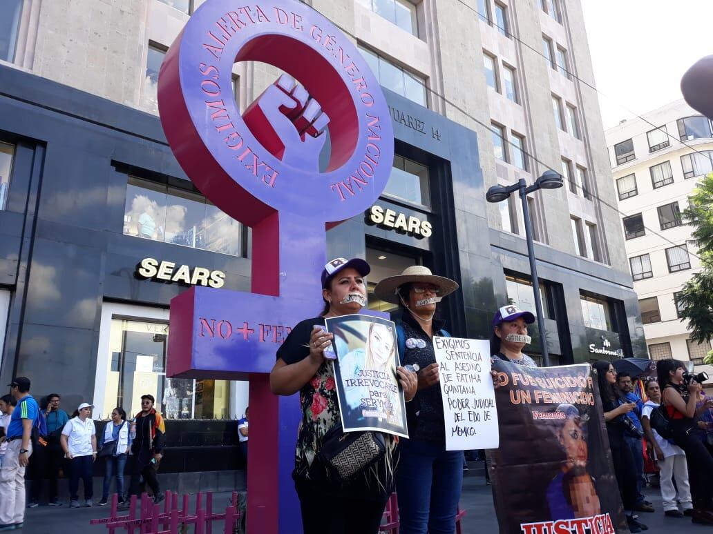 Familias en marcha de silencio 8 de septiembre.
