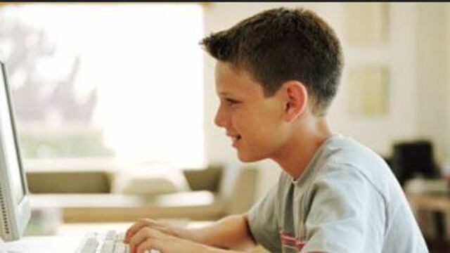 Debe tenerse cuidado con el uso que le den los niños a internet por los influencers