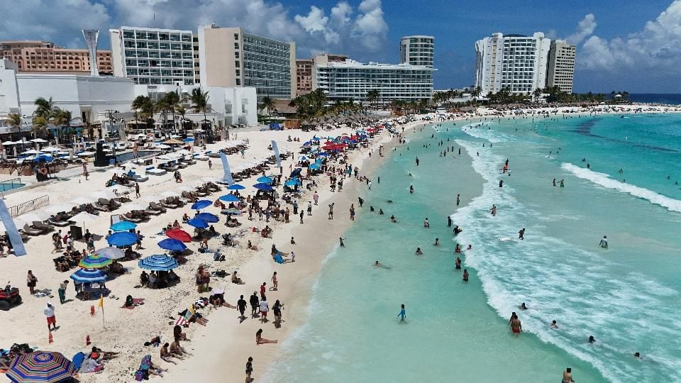 Caribe Mexicano rompe cifras de turismo en Semana Santa 2026.