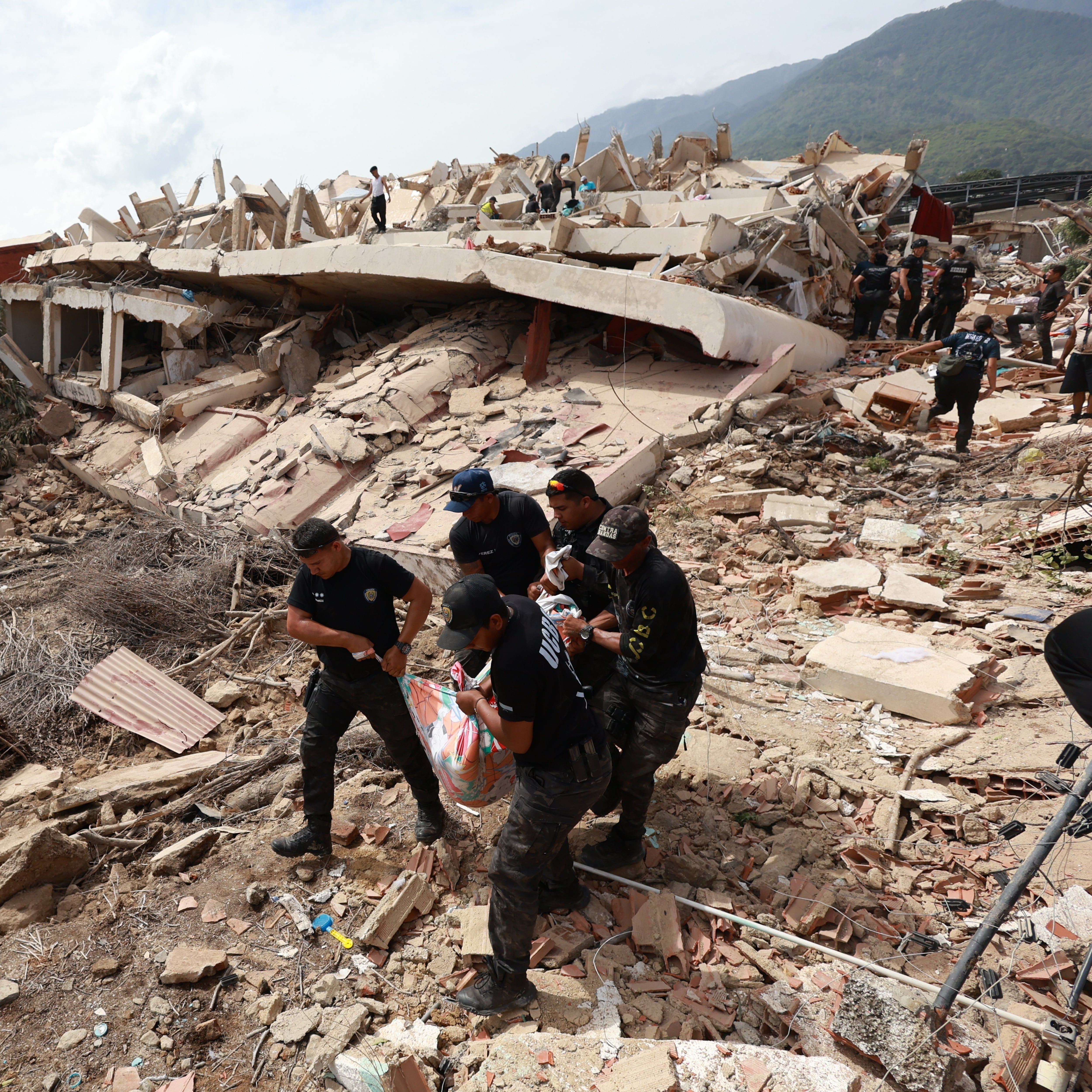 Estados Unidos levanta temporalmente sanciones a Venezuela por emergencia