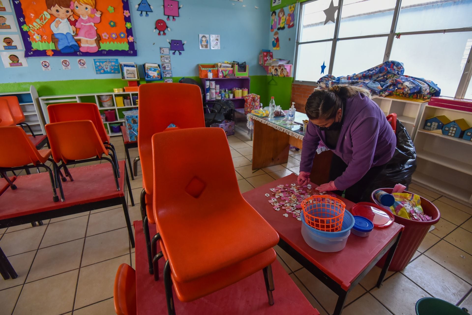 Limpian escuela de México