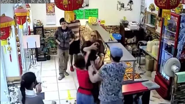 VIDEO: Lady DEA pelea en restaurante chino por 120 pesos