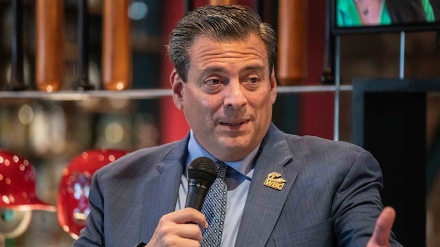 Mauricio Sulaimán y el CMB lanzan campaña para ayudar a Venezuela tras el doble terremoto