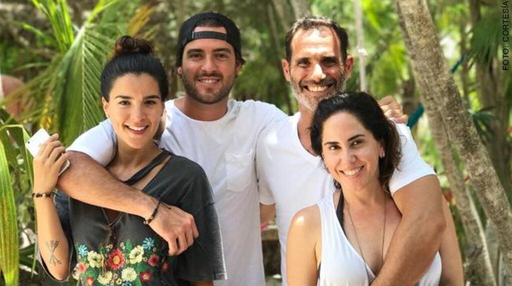 Pablo Lyle, Lucas Delfino y familia