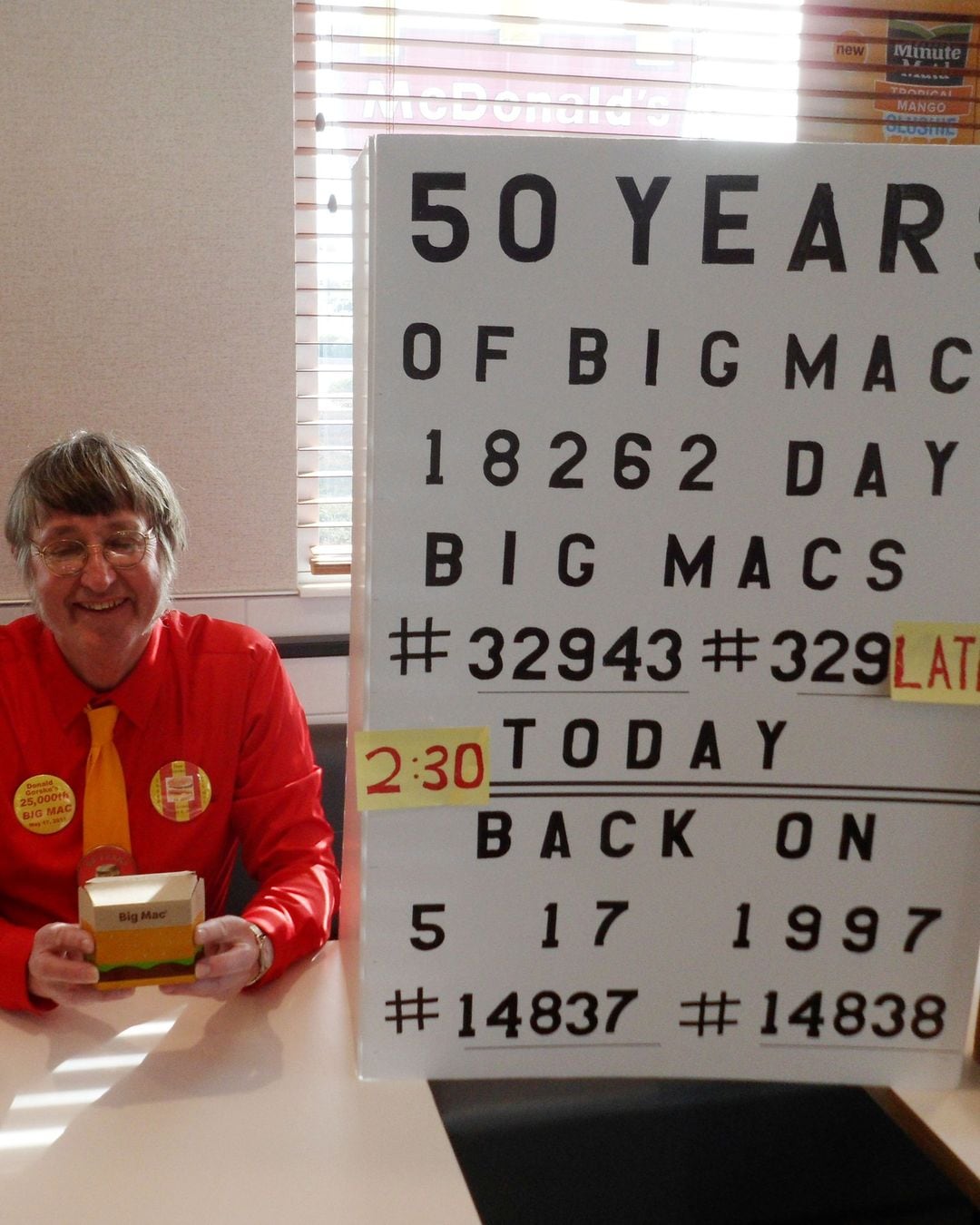 Donald Gorske cumplió 50 años comiendo hamburguesas diario