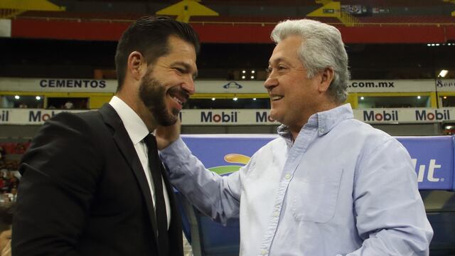 Benjamín Mora y Víctor Vucetich, Dt's mexicanos