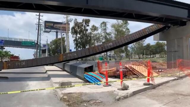 Desplome de una trabe de un puente en Querétaro