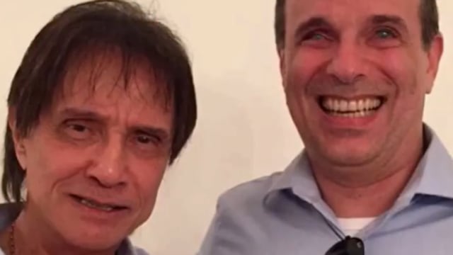 Roberto Carlos con su hijo, Dudu Braga.