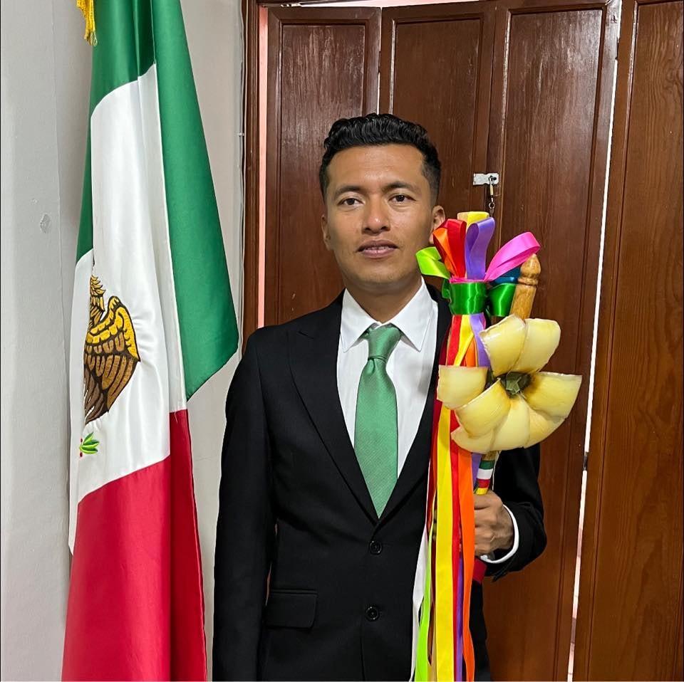 ¿Quién es Alejo Sánchez de Santiago? Alcalde de Tolimán que dijo que niños le regalaron un reloj Rolex de 400 mil pesos