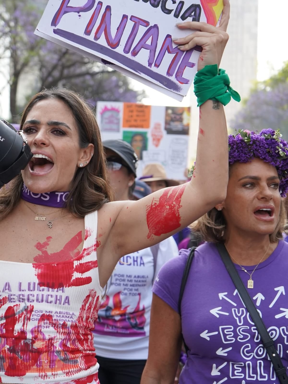 Ale Rojo de la Vega encabeza contingente del 8M desde la Diana Cazadora