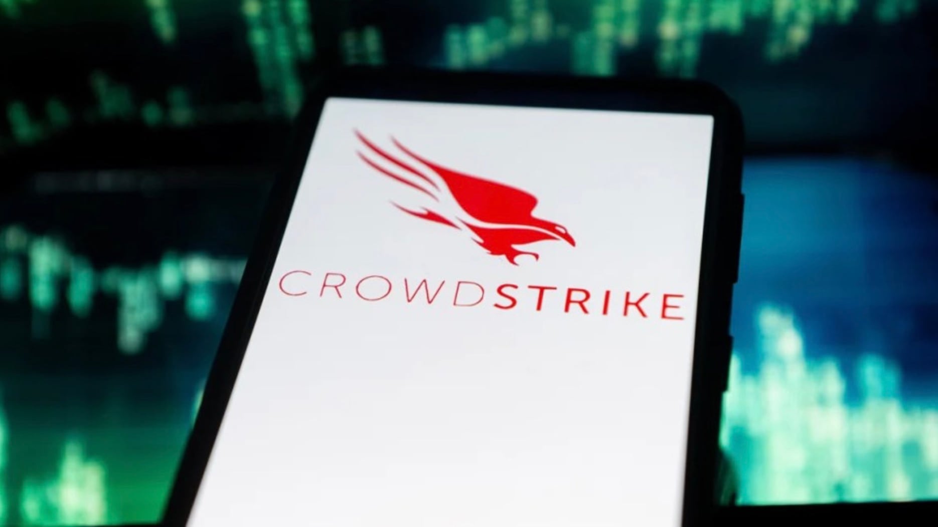 ¿Qué es CrowdStrike? Empresa de Microsoft sufrió un supuesto hackeo