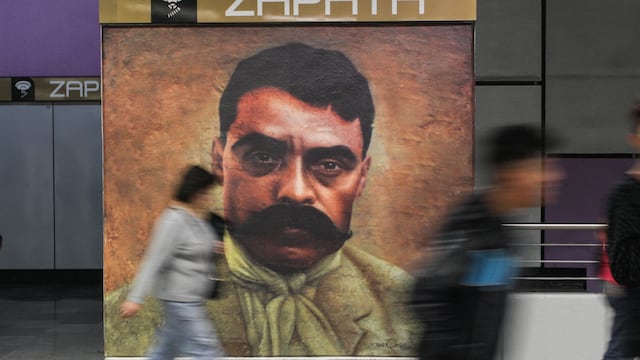 En el transborde del Metro Zapata se exhibe el trabajo de diferentes caricaturistas mexicanos.