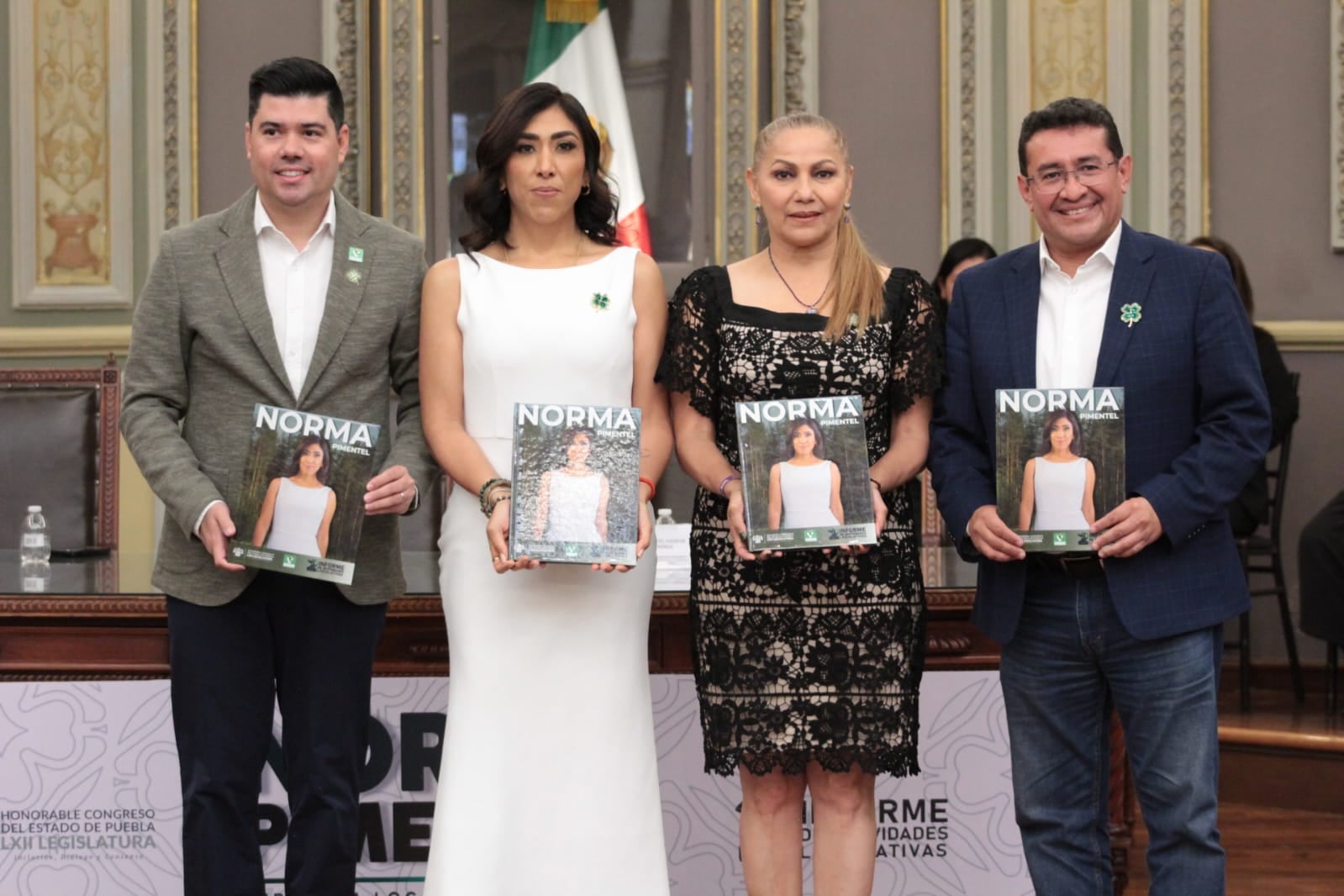 Norma Pimentel presenta su segundo informe legislativo en Puebla
