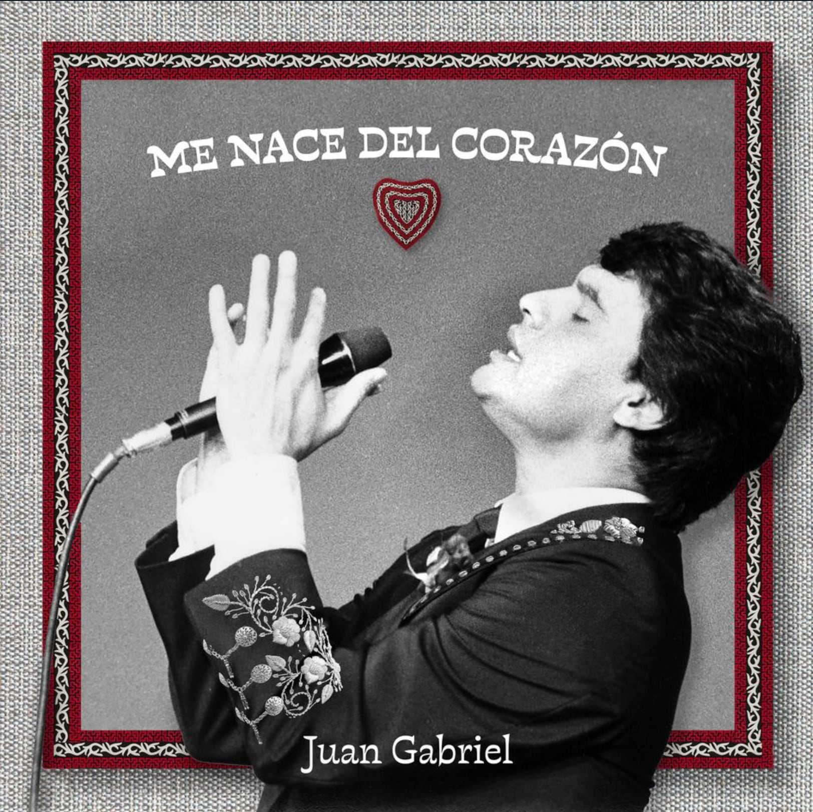 Estrenan nueva versión de Me nace del corazón de Juan Gabriel