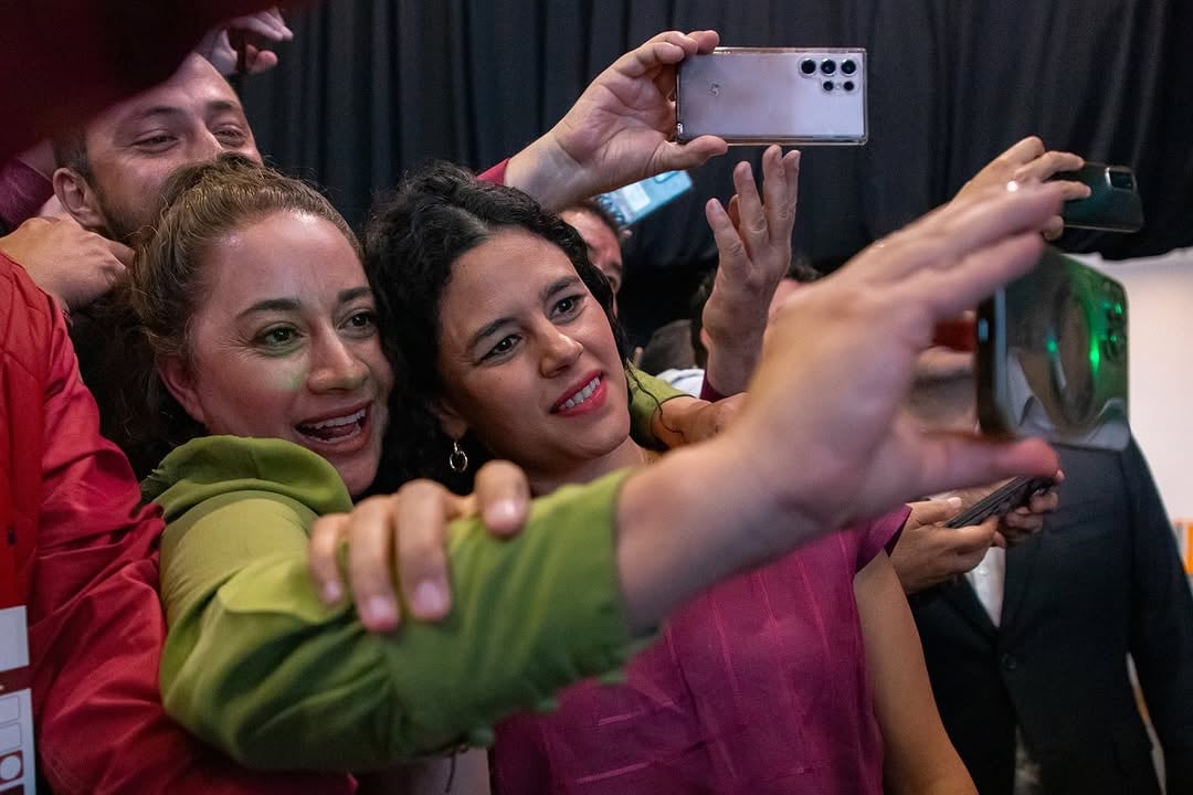 Fotos de la galería en Instagram de Luisa María Alcalde Luján por la renovación de la dirigencia de Morena del 22 de septiembre de 2024