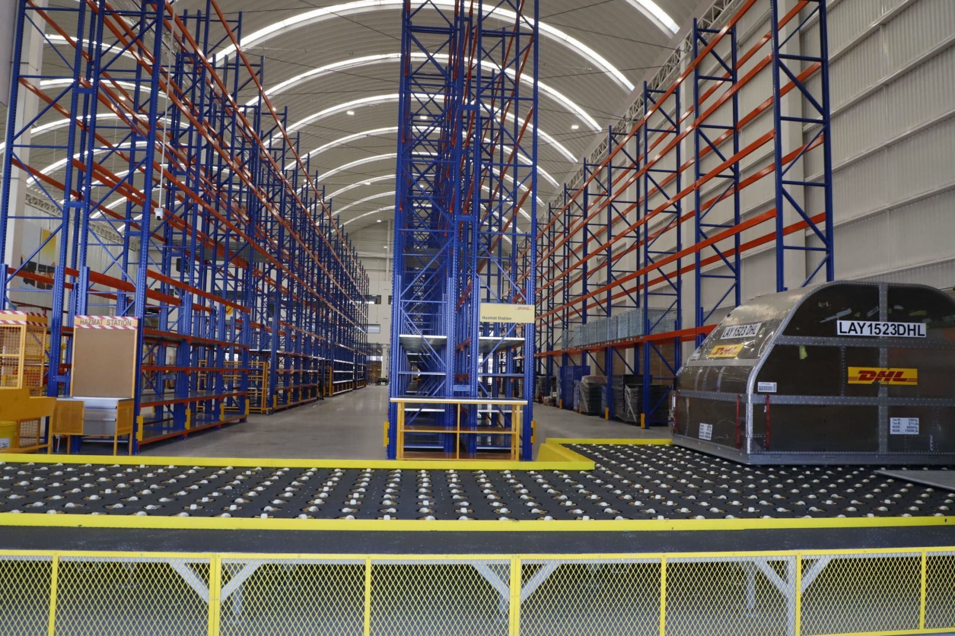 Instalaciones de DHL en el Aeropuerto Internacional Felipe Ángeles