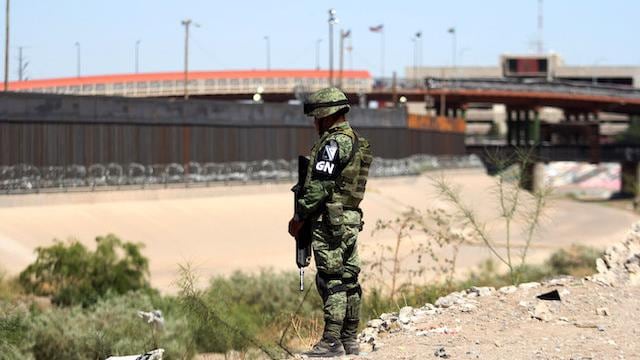 Un elemento de la Guardia Nacional en Ciudad Juárez, Chihuahua.