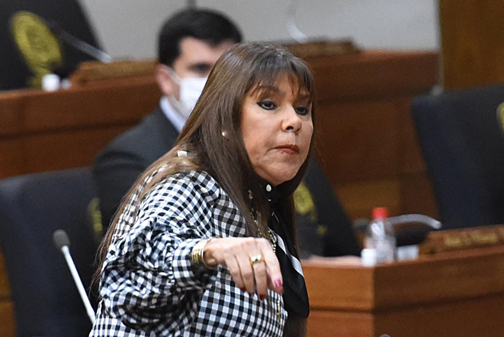 Senado de Paraguay condena insultos racistas de Celeste Amarilla contra Kylian Mbappé