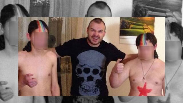 Despojaban a los muchachos de sus ropas, los golpeaban y los obligaban a usar juguetes sexuales mientras eran filmados.